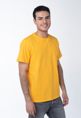 Жёлтая мужская футболка Жёлтая мужская футболка